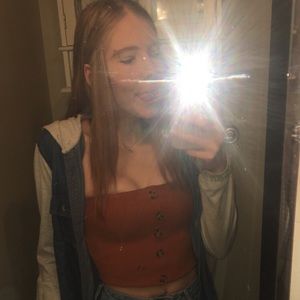 Meet your Posher, Sierra